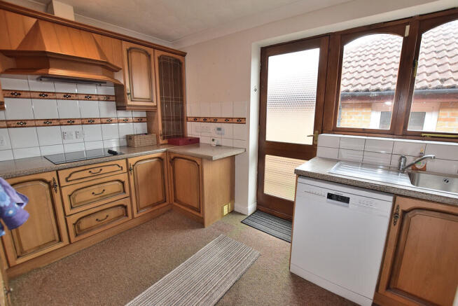 3 bed Detached Bungalow for sale Image 7