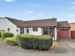 17 Conifers, St Benedicts Mount, Northampton NN4 9XN