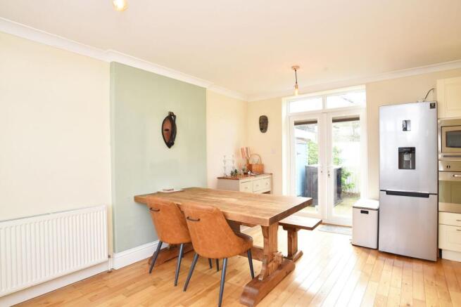 4 bed House for sale Image 10