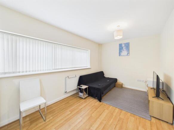 Living Room/Kitchen