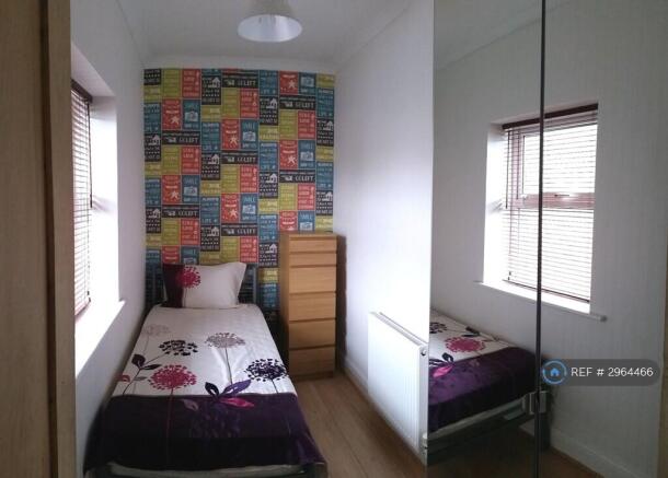 2 bed Terraced to rent Image 7