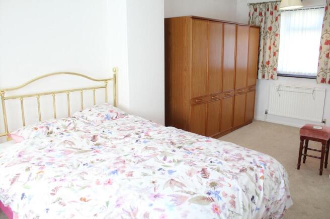 Bedroom 1 Picture 2