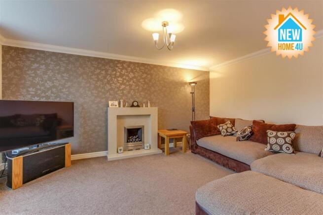 LOUNGE: