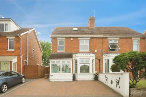 Priory Avenue, Taunton