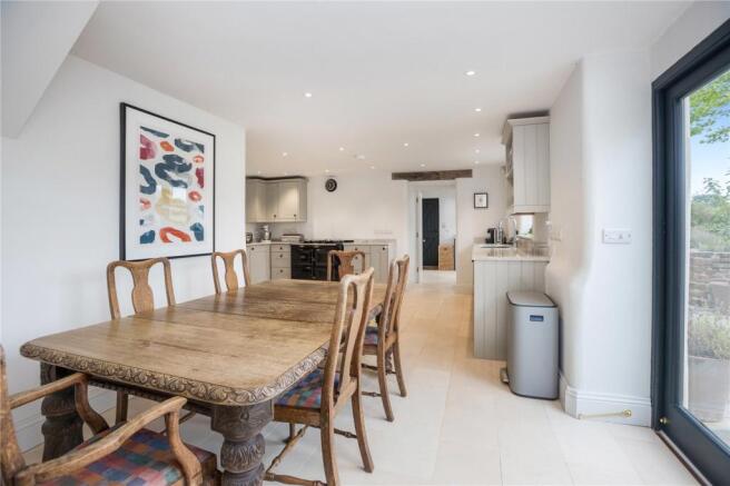 Kitchen/Dining