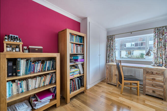 Photo 12