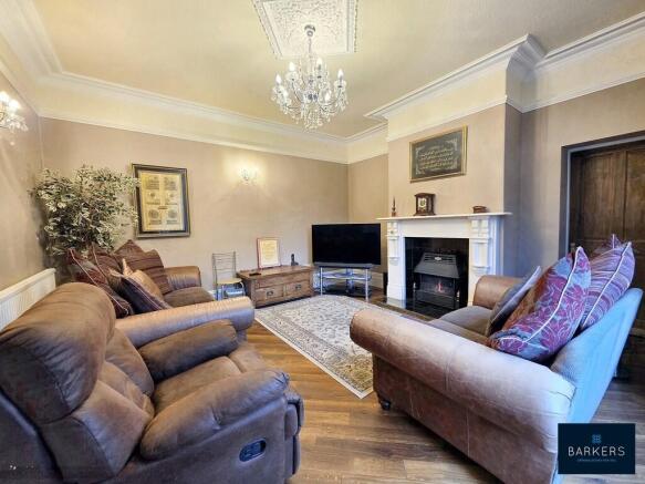 4 bed Detached for sale Image 4