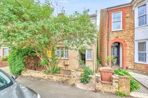 83 Bishop Road, Chelmsford, Essex, CM1 1PY