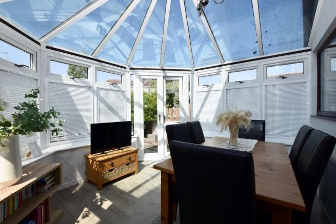 3 bed Semi-Detached for sale Image 8