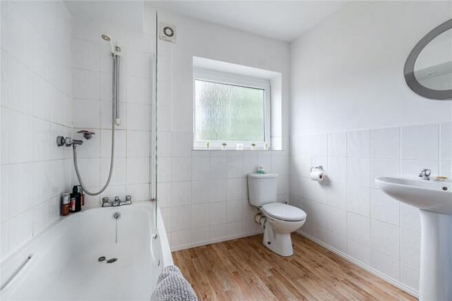3 bed Terraced for sale Image 10