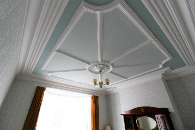 ceiling .JPG