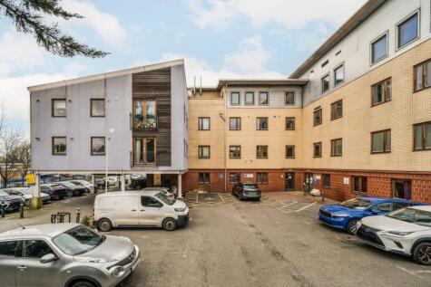 Alexandra Avenue, Rayners Lane, Harrow, HA2 9DX