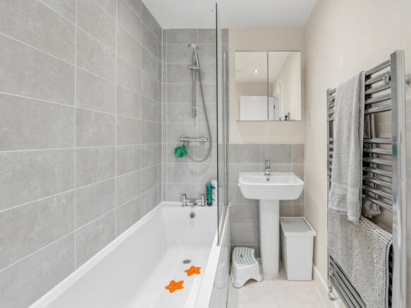 2 bed Terraced for sale Image 9