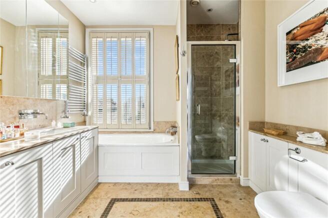 En Suite Bathroom