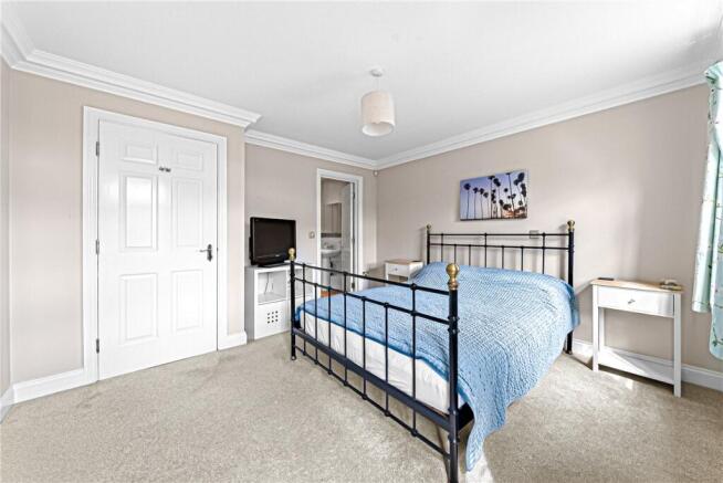 4 bed Terraced for sale Image 7