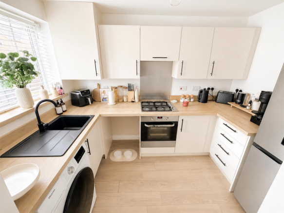kitchen 3.png
