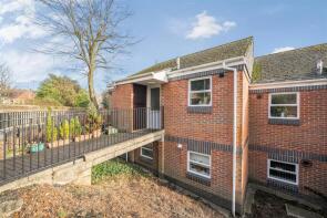 7, Castle Court, Devizes SN10 1DQ