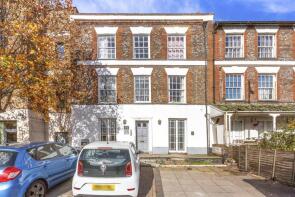 Flat 2, 84 Reddy House, Oxford Road, High Wycombe HP11 2DX