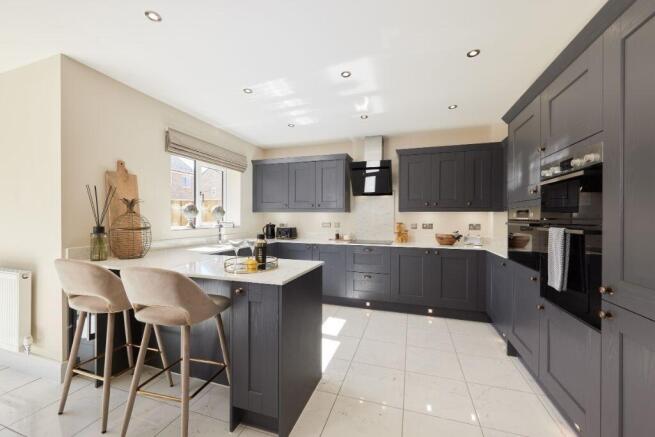 4 bed Detached for sale Image 4