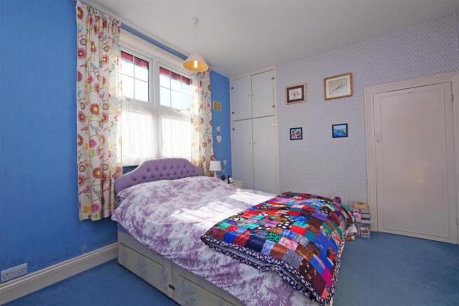 2 bed Terraced for sale Image 9