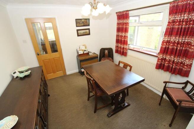 4 bed Detached for sale Image 8