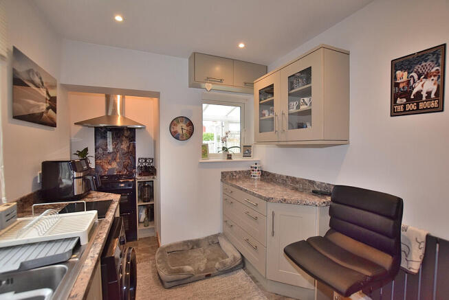 3 bed Semi-Detached for sale Image 7