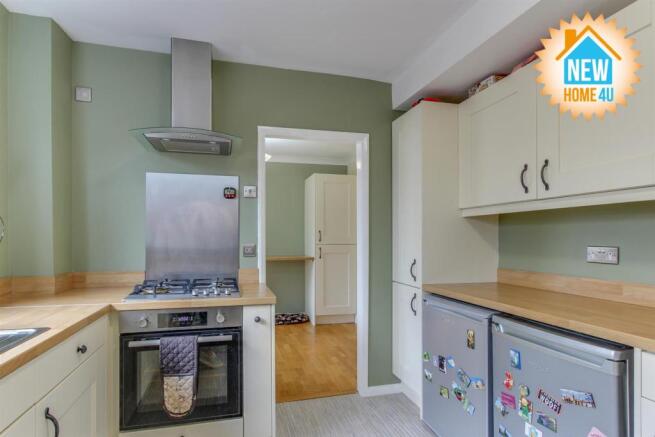 KITCHEN: