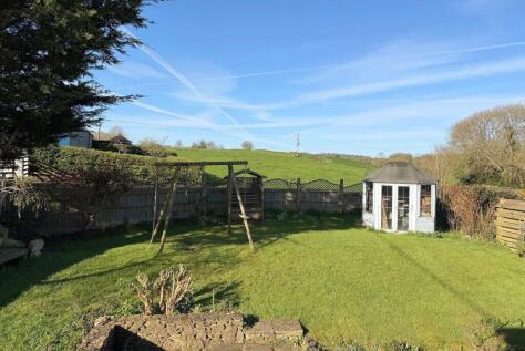 Park Road, Henstridge, Templecombe, Somerset, BA8