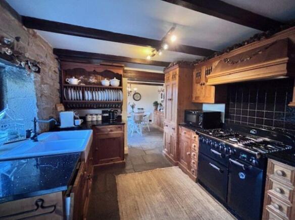 4 bed Barn Conversion for sale Image 9