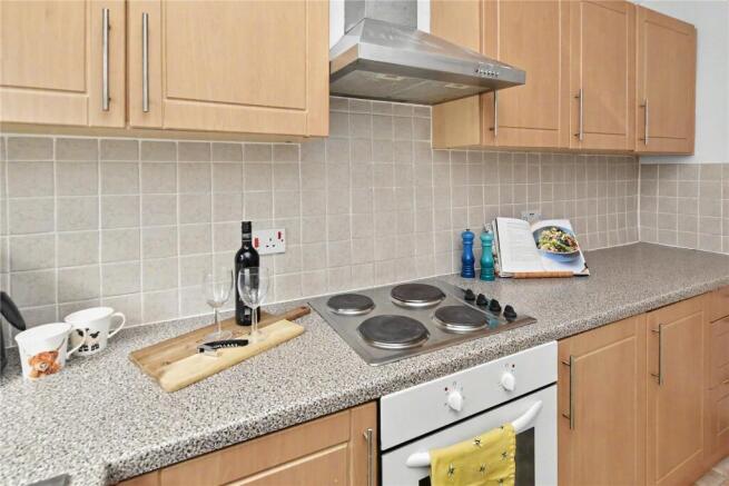 2 bed Apartment for sale Image 6