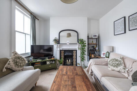 Cephas Avenue, Stepney, E1