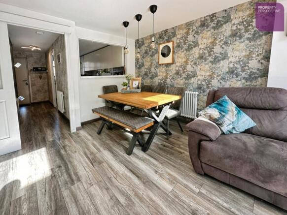 Lounge/diner area