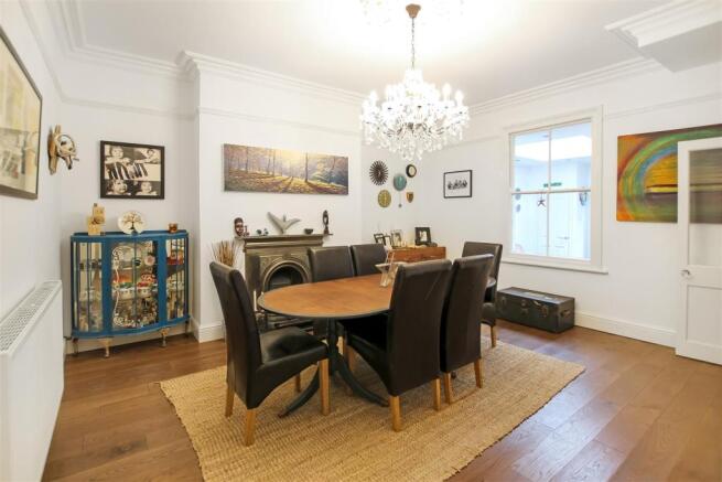 Dining Room.jpg