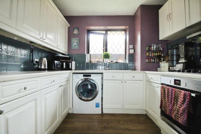 2 bed Detached Bungalow for sale Image 7
