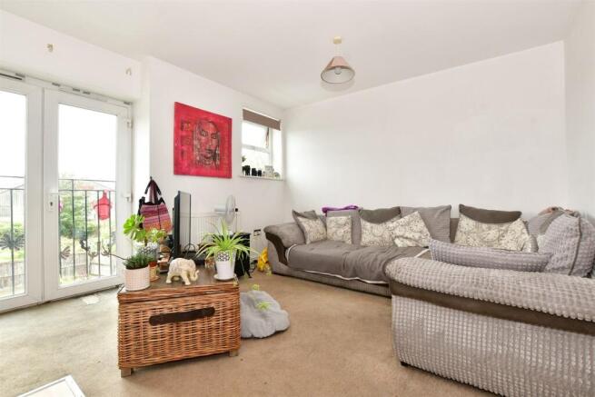 Kitchen/ Living Room