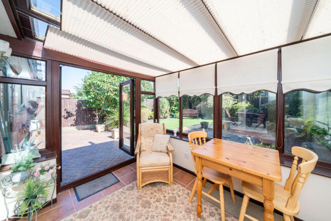 Braithwaite Drive, Kingswinford photo 4