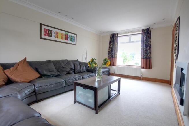 4 bed Semi-Detached for sale Image 5