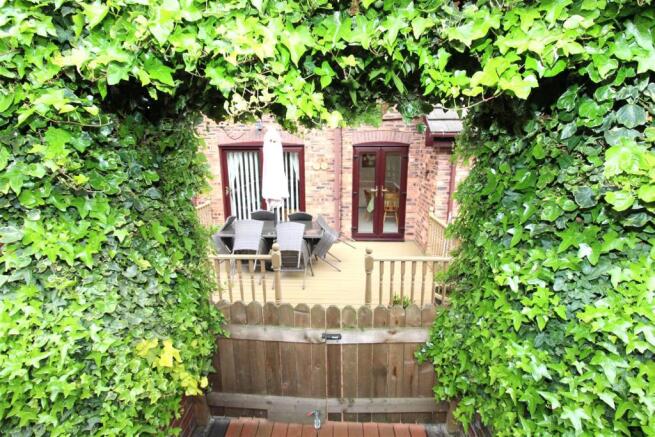 Rear Patio 2.jpg