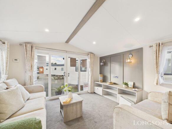 Cam02173g0 Pr0335 Still044