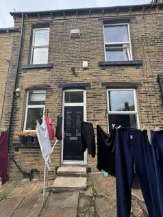 Back High Street, Thornton, BD13