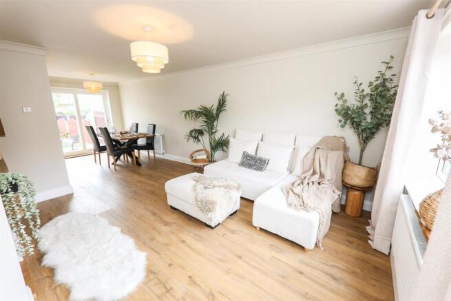 3 bed Semi-Detached for sale Image 5