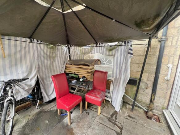 4 bed Terraced for sale Image 4