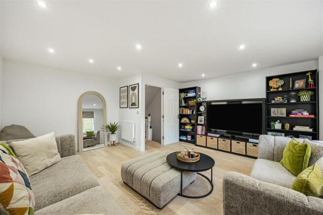 Ruskin, Henley Road, Caversham, Reading photo 4