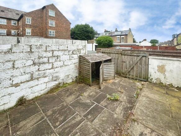 3 bed Terraced for sale Image 6