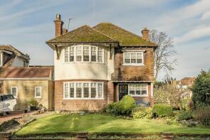3, Rivermount, Lower Hampton Road, Sunbury-on-thames TW16 5PH