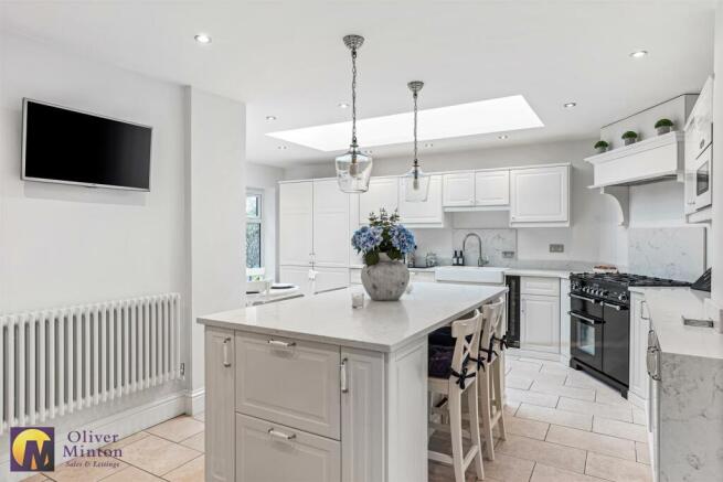 KITCHEN / DINER