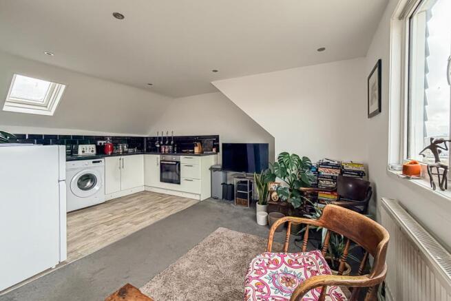 Kitchen/Lounge