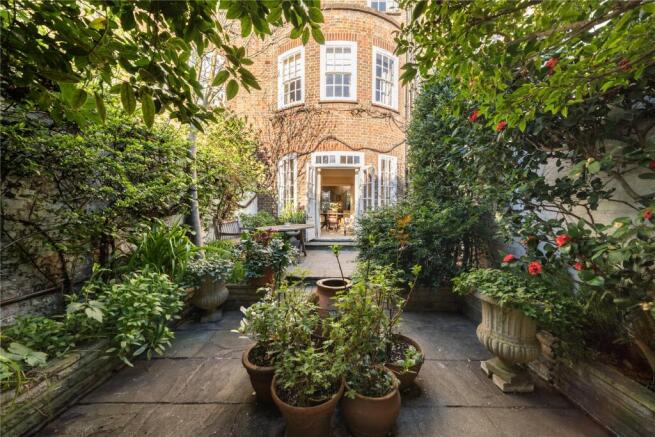 Courtyard Garden