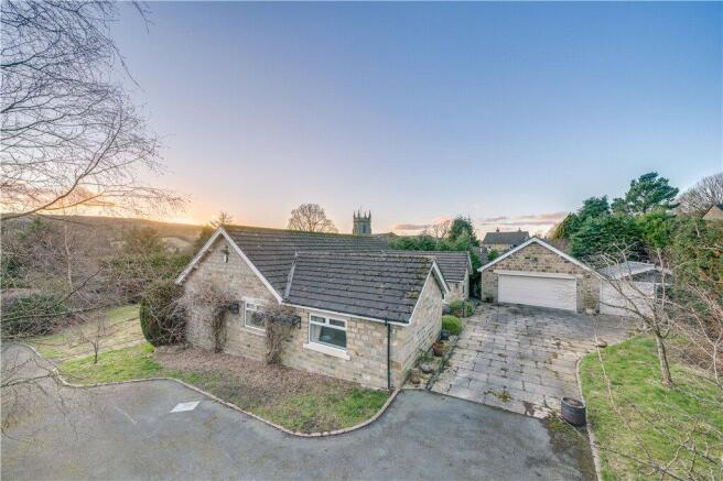 House/Garages