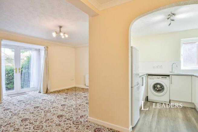 Lounge/Kitchen
